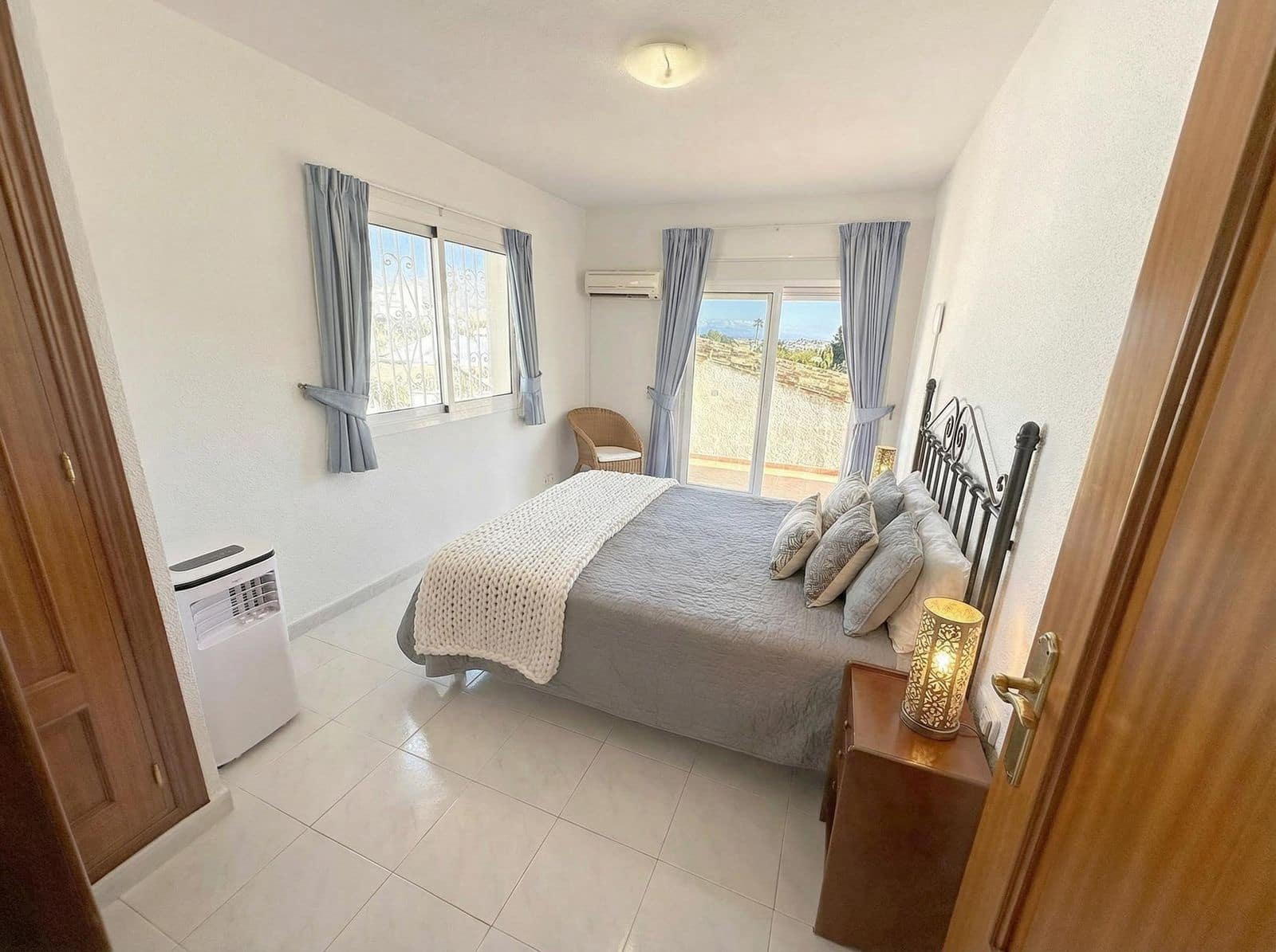 4 sovrum Villa till salu i Mijas Costa - 650 000 € (Ref: 9910673)