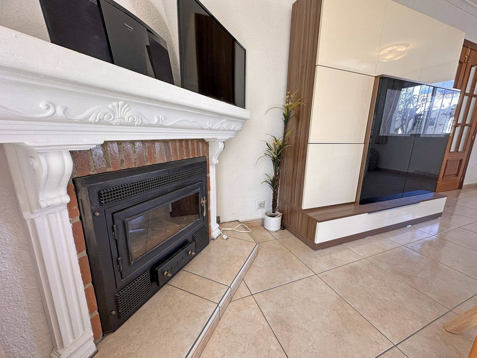 4 sovrum Villa till salu i Mijas Costa - 650 000 € (Ref: 9910673)