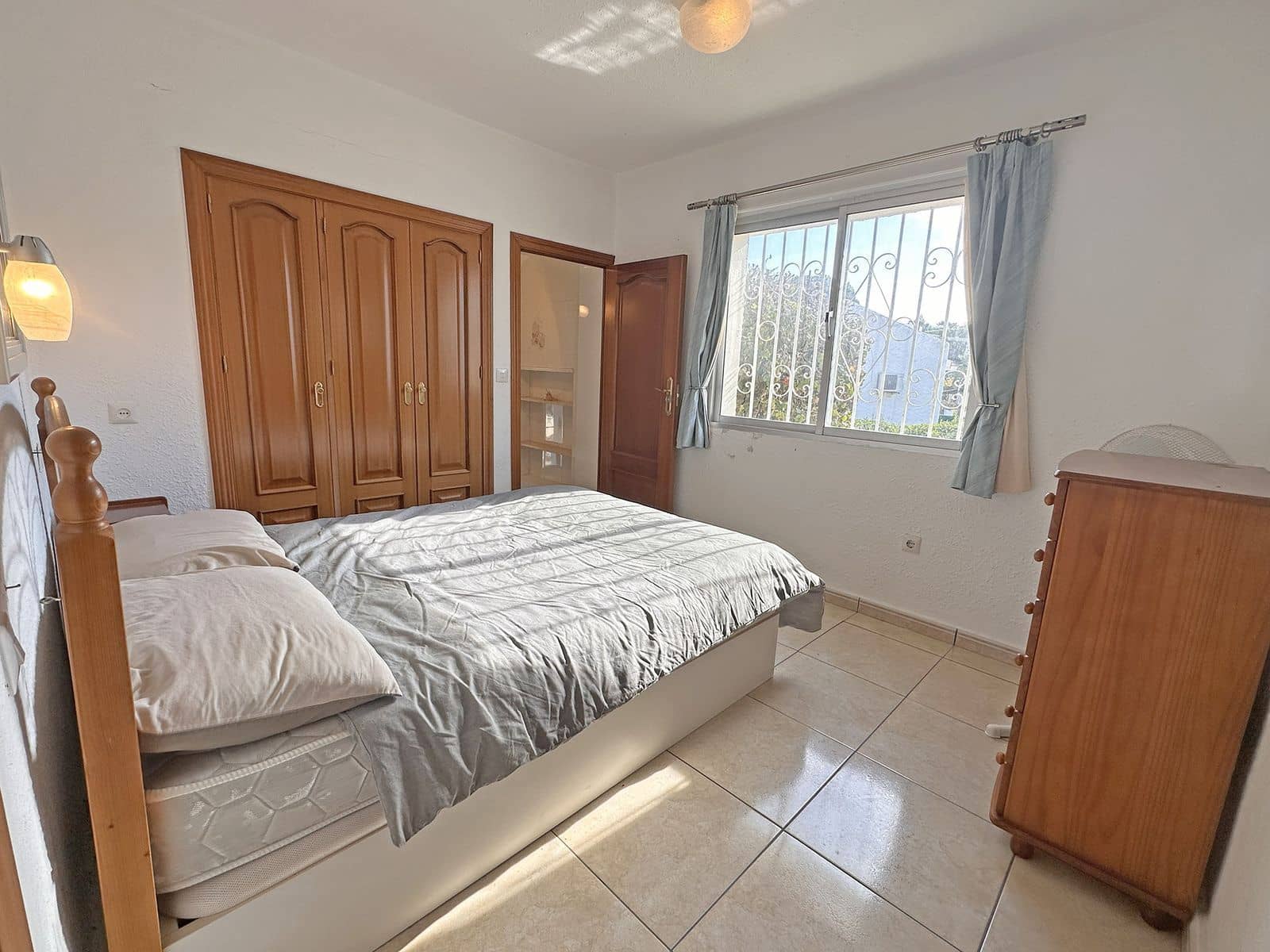 4 sovrum Villa till salu i Mijas Costa - 650 000 € (Ref: 9910673)