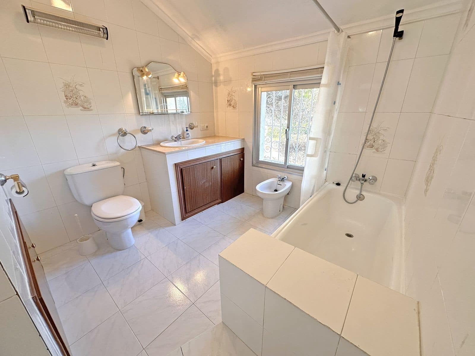 4 sovrum Villa till salu i Mijas Costa - 650 000 € (Ref: 9910673)