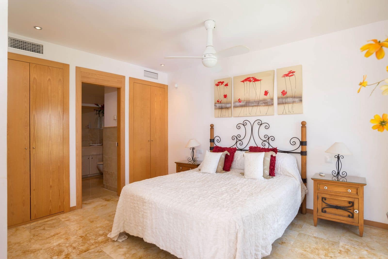 3 chambre Appartement à vendre à Los Monteros - 495 000 € (Ref: 9910675)