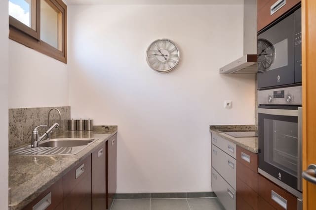 3 chambre Appartement à vendre à Los Monteros, Marbella - 495 000 € (Ref: 9910675)
