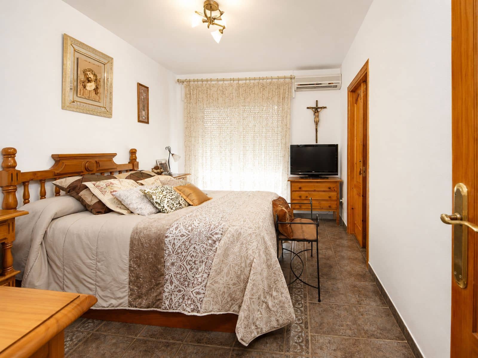3 sypialnia Dom na sprzedaż w Estepona - 570 000 € (Ref: 9910676)
