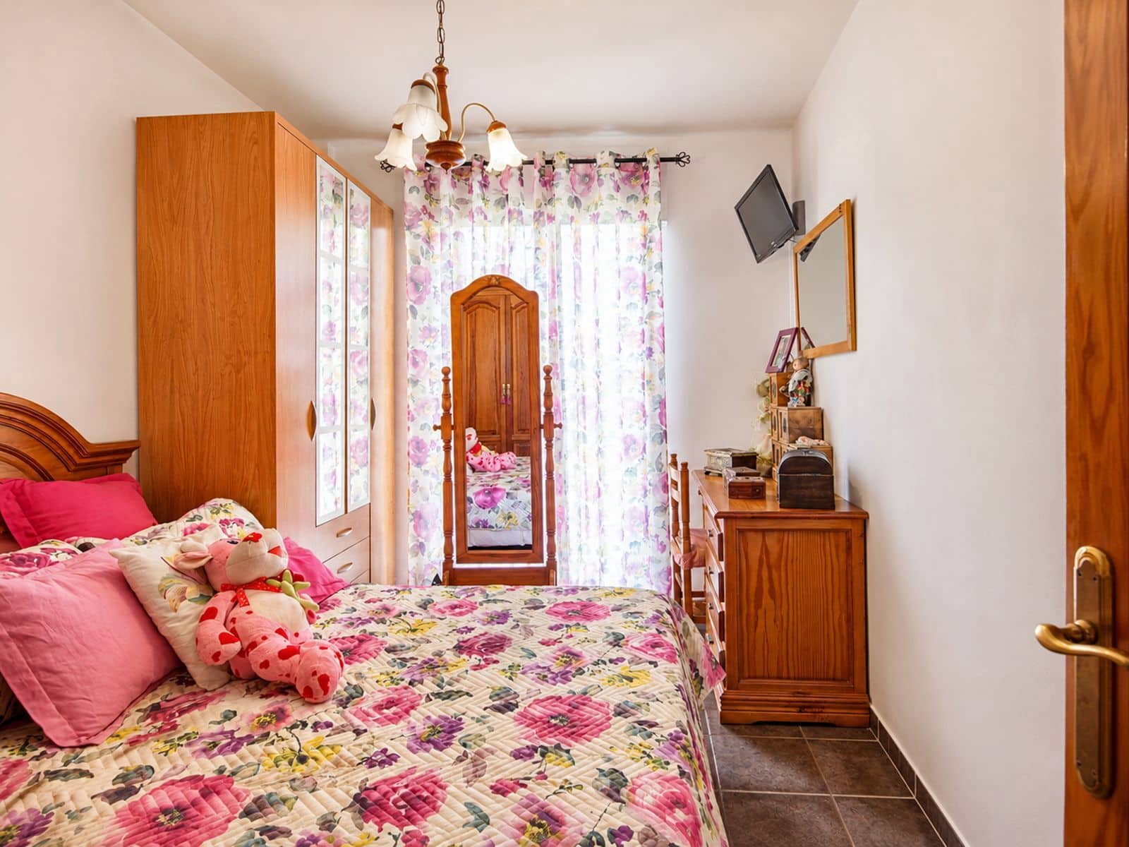 3 sypialnia Dom na sprzedaż w Estepona - 570 000 € (Ref: 9910676)