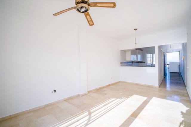 2 slaapkamer Penthouse te koop in Torrequebrada, Benalmádena - € 498.000 (Ref: 9910677)