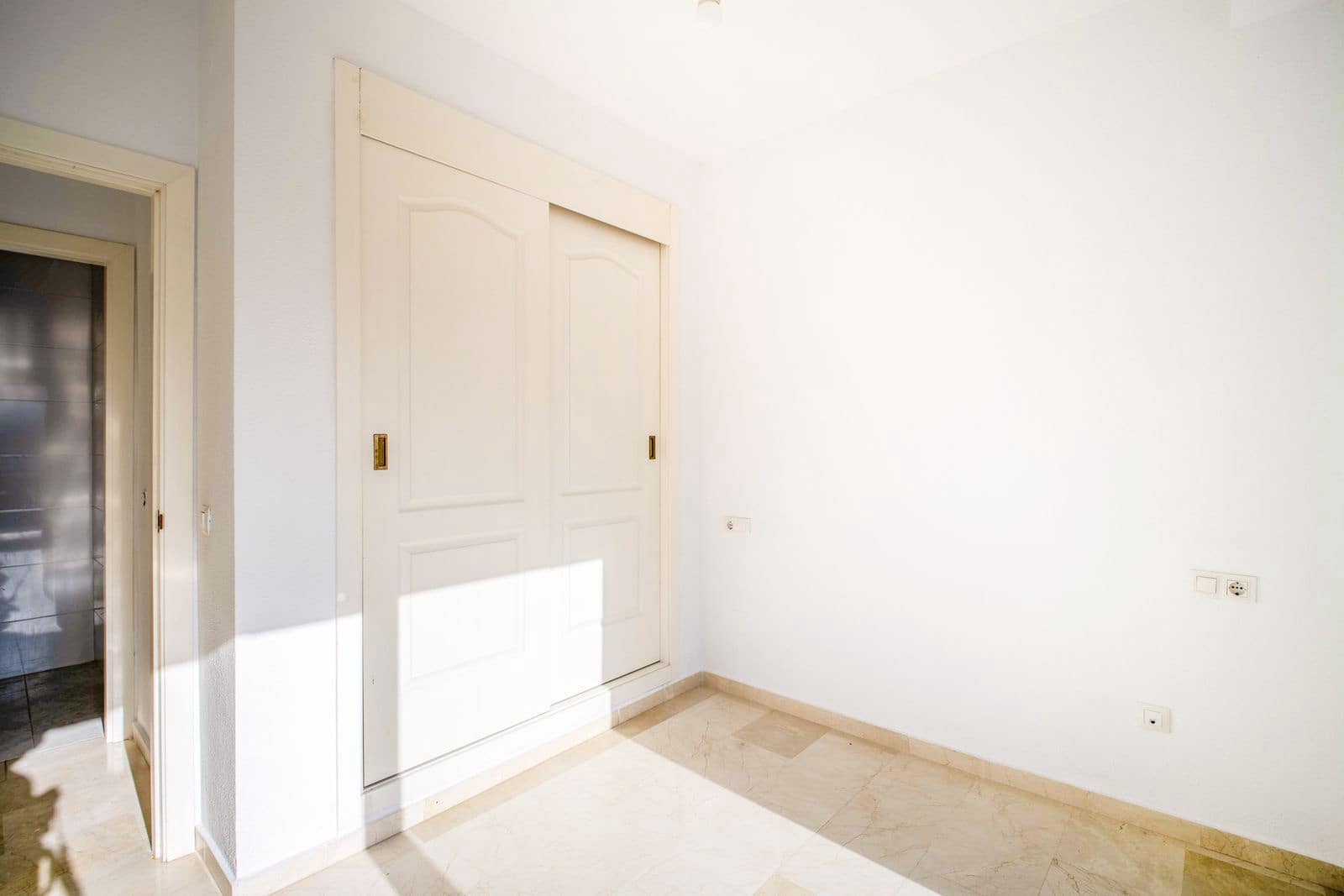 2 slaapkamer Penthouse te koop in Torrequebrada - € 498.000 (Ref: 9910677)
