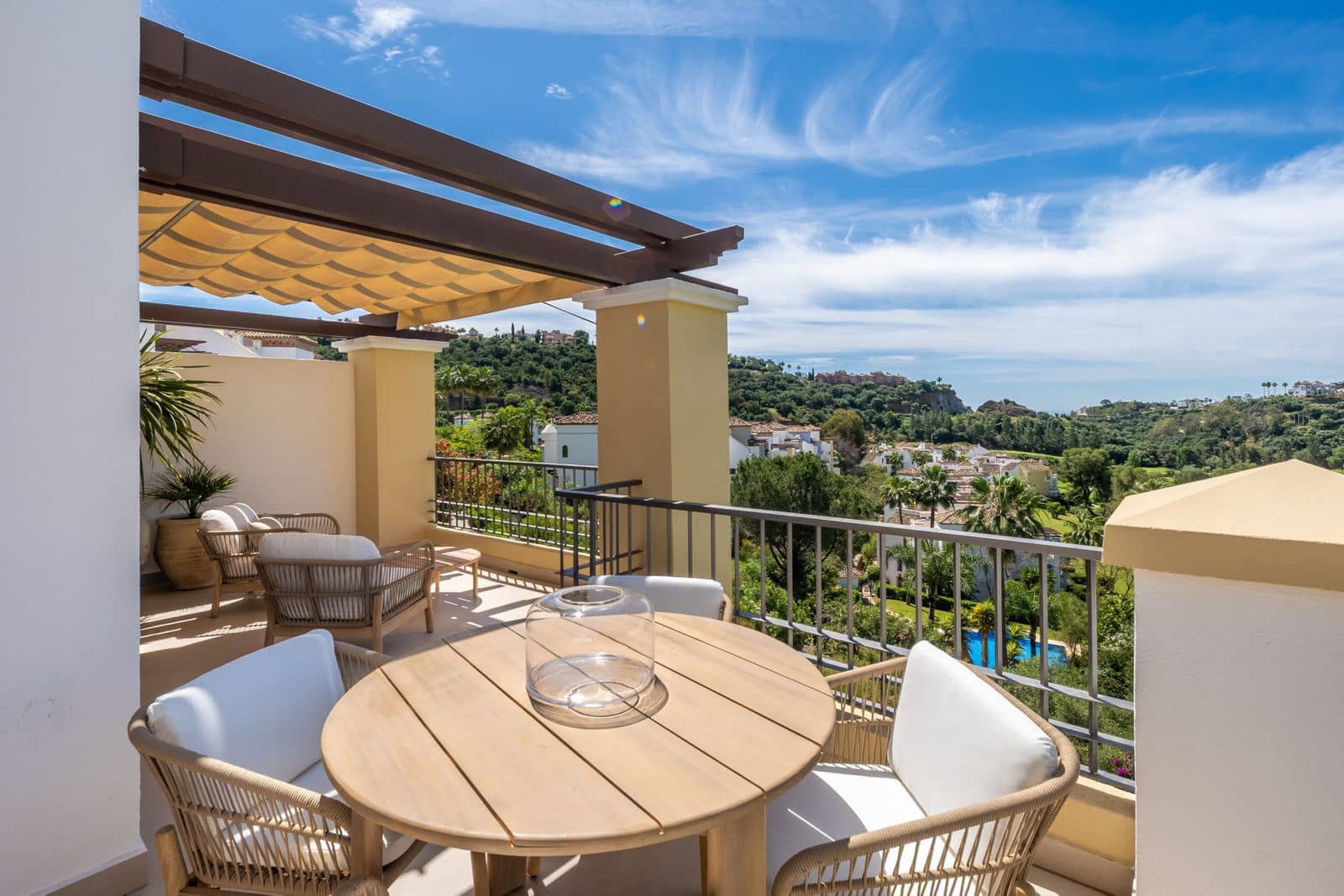 3 Zimmer Penthouse zu verkaufen in Los Arqueros - 799.000 € (Ref: 9910680)