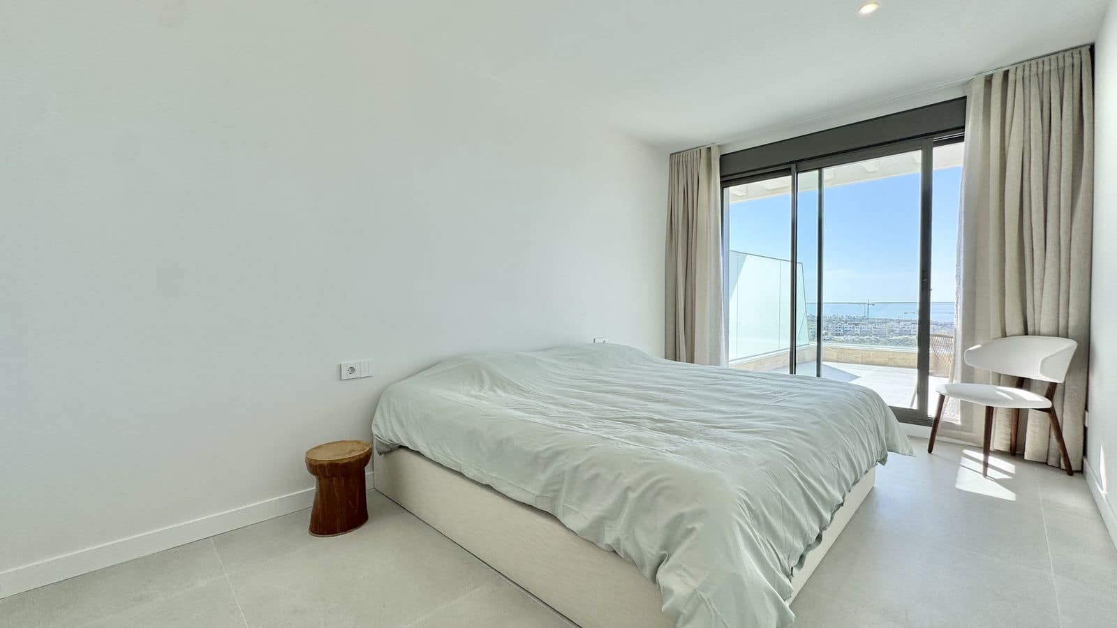 3 Zimmer Penthouse zu verkaufen in New Golden Mile - 1.495.000 € (Ref: 9910682)