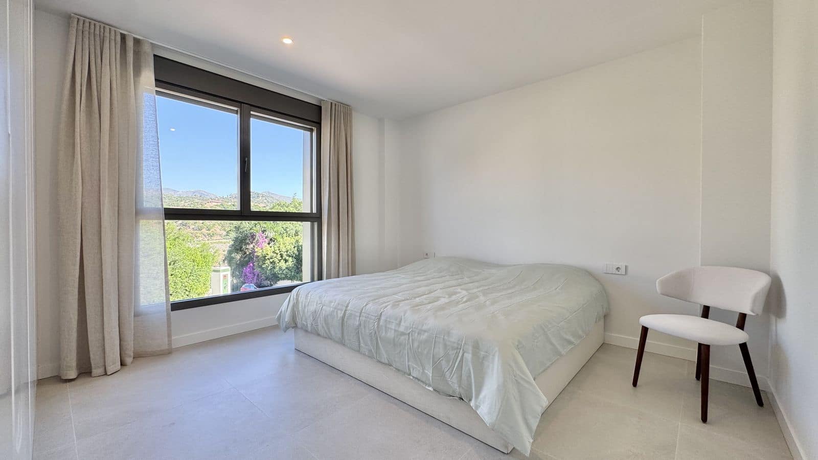3 Zimmer Penthouse zu verkaufen in New Golden Mile - 1.495.000 € (Ref: 9910682)