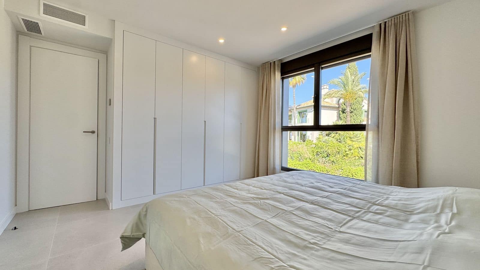 3 Zimmer Penthouse zu verkaufen in New Golden Mile - 1.495.000 € (Ref: 9910682)