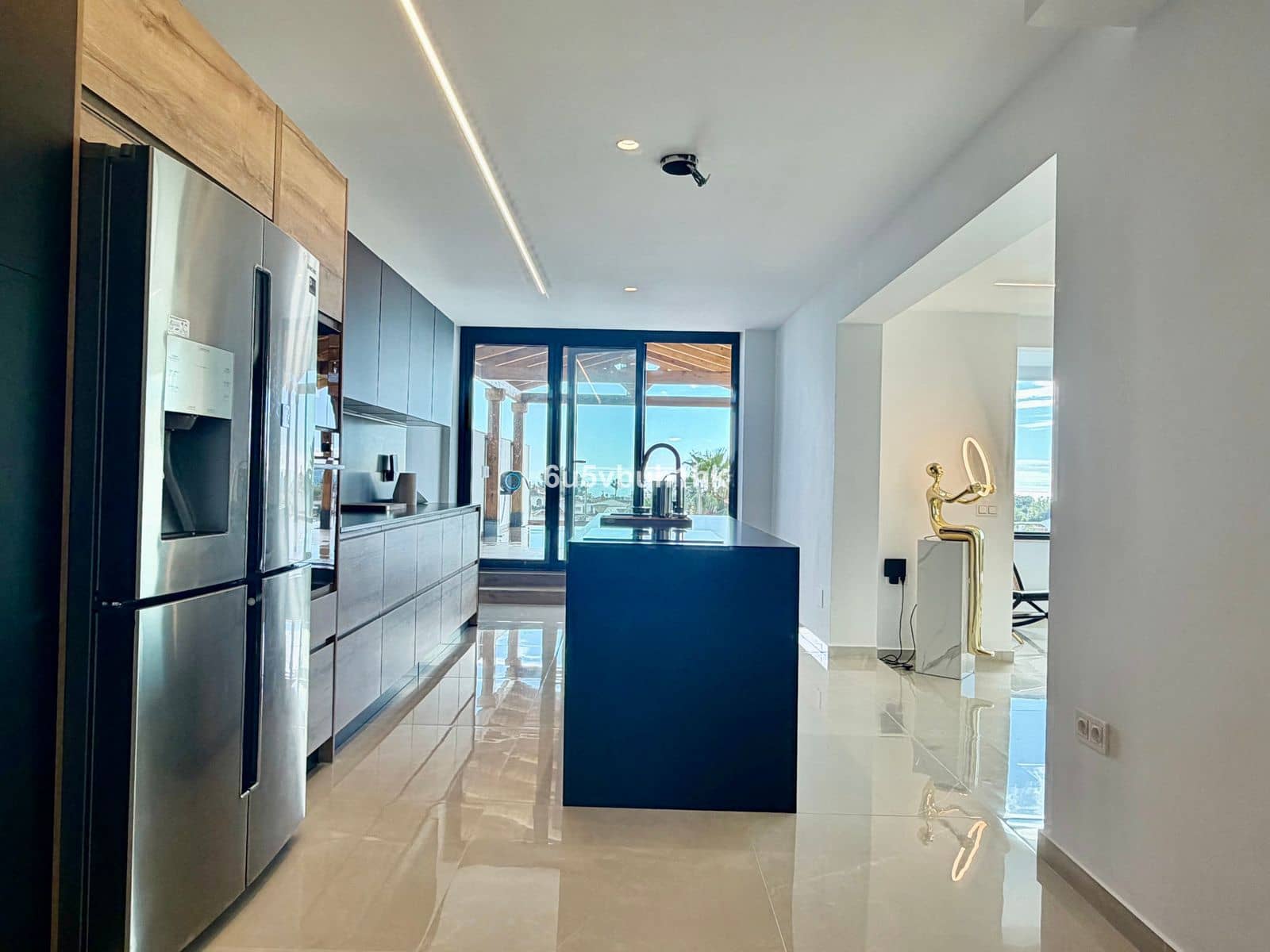 4 Zimmer Villa zu verkaufen in Benalmadena Costa - 1.250.000 € (Ref: 9910683)