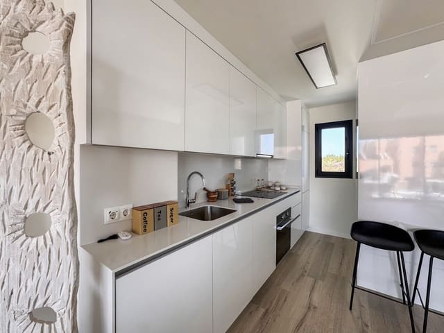 3 soveværelse Villa til salg i Manilva - € 562.750 (Ref: 9910685)