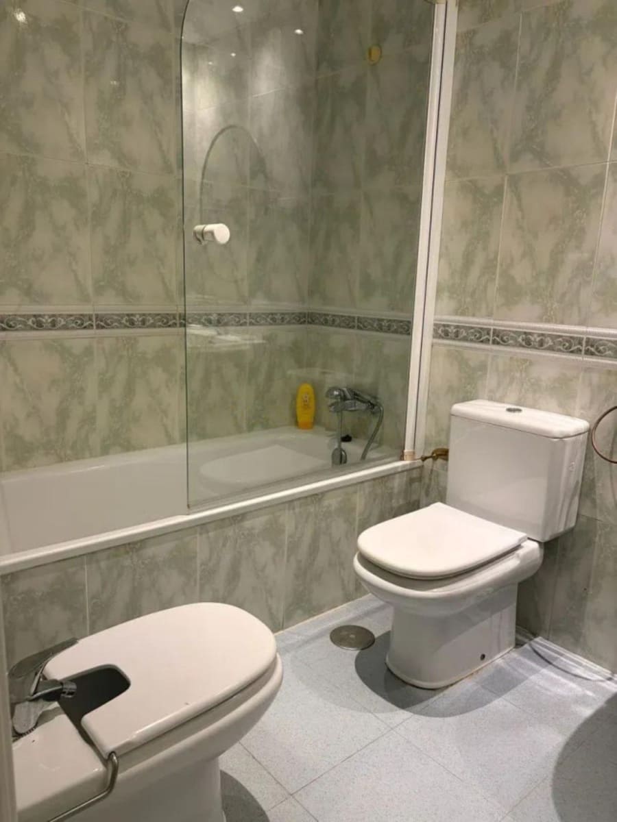 2 bedroom Apartment for sale in Puerto Banus - € 850,000 (Ref: 9910688)