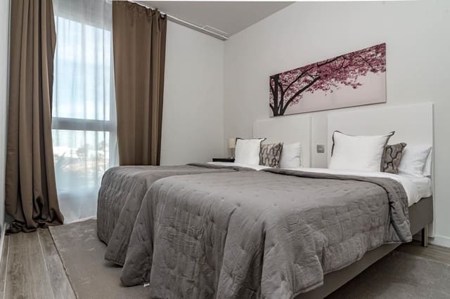 Apartamento de 3 habitaciones en Cancelada, Estepona en venta - 485.000 € (Ref: 9910689)