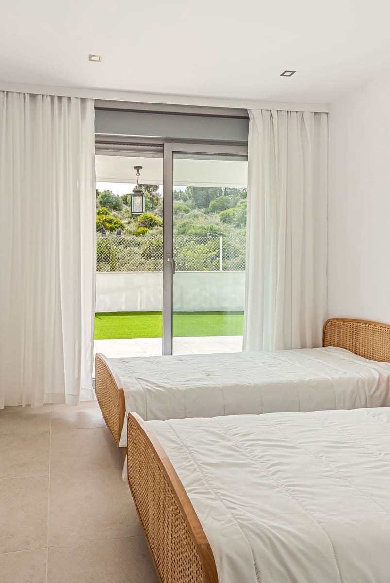 2 soveværelse Lejlighed til salg i Mijas Costa - € 465.000 (Ref: 9910690)