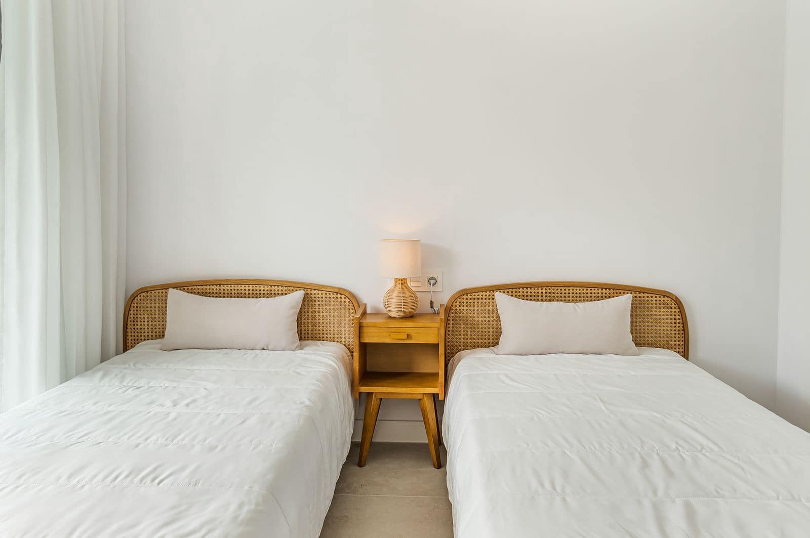 2 soveværelse Lejlighed til salg i Mijas Costa - € 465.000 (Ref: 9910690)