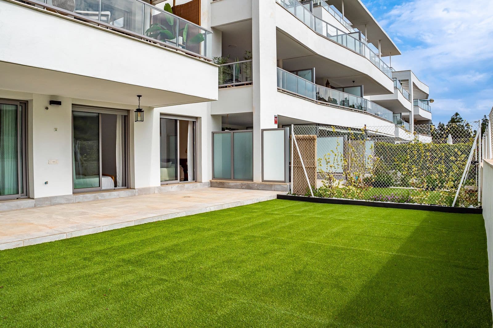 2 soveværelse Lejlighed til salg i Mijas Costa - € 465.000 (Ref: 9910690)