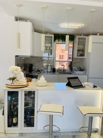 2 chambre Penthouse à vendre à La Duquesa / Puerto de la Duquesa, Manilva - 423 000 € (Ref: 9910693)