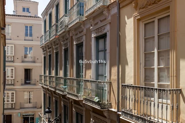 2 bedroom Apartment for sale in Centro, Málaga city - € 369,000 (Ref: 9910695)