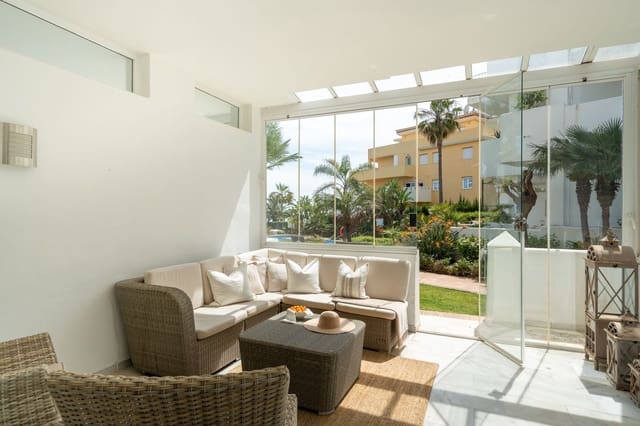 Apartamento de 3 habitaciones en La Cala de Mijas, Mijas en venta - 949.000 € (Ref: 9910702)