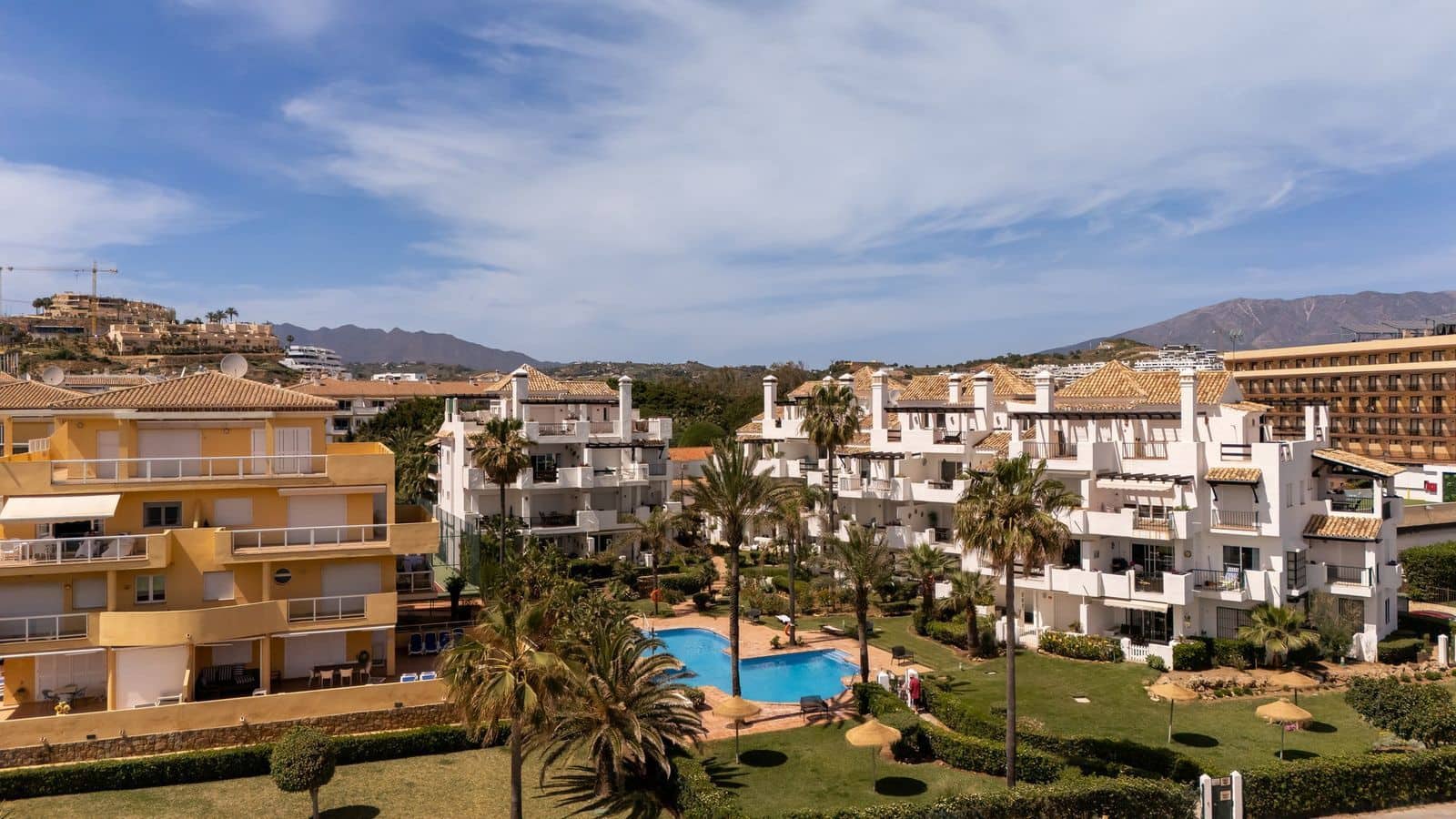 Apartamento de 3 habitaciones en La Cala de Mijas en venta - 949.000 € (Ref: 9910702)