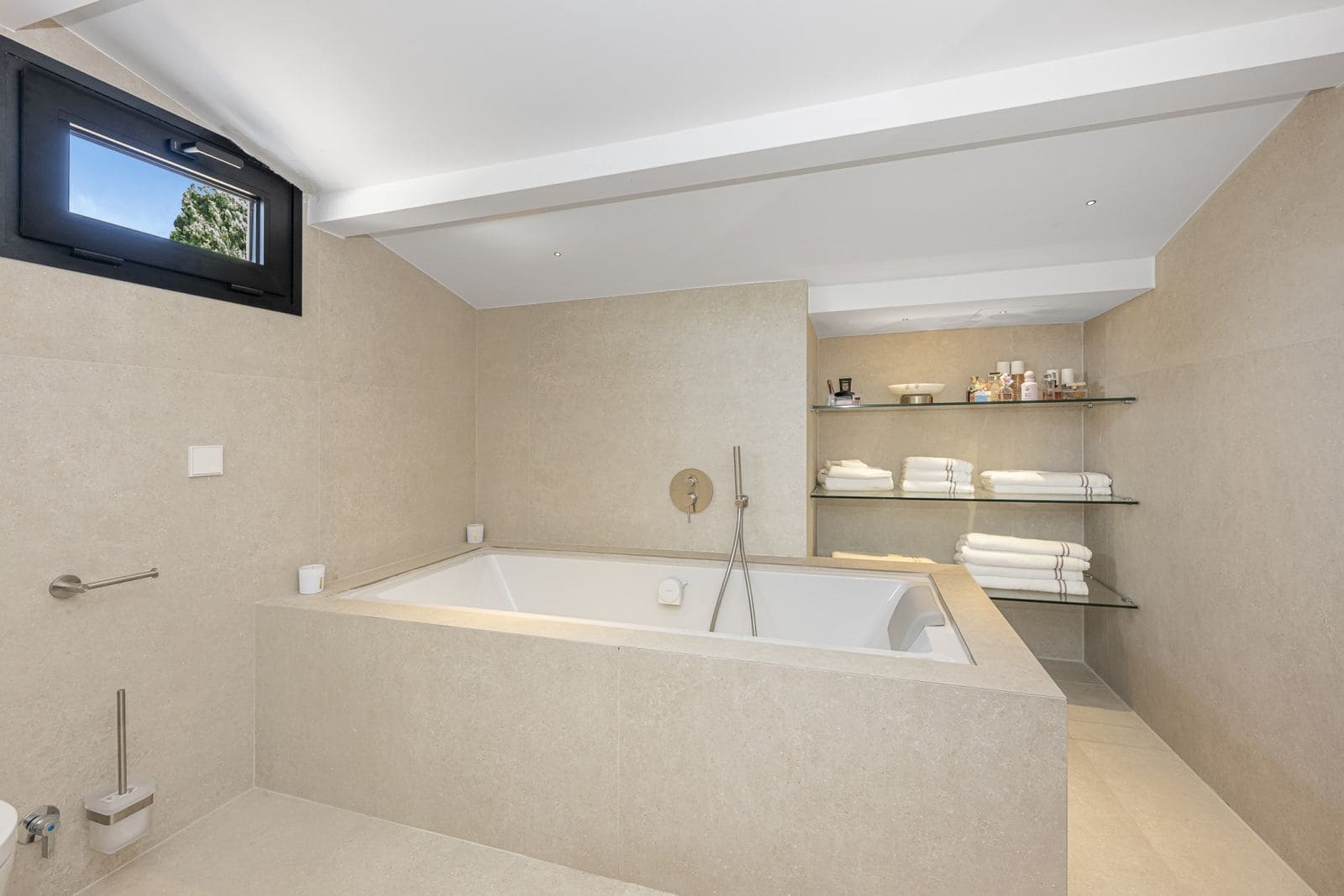 3 slaapkamer Appartement te koop in Puerto Banus - € 1.490.000 (Ref: 9910706)
