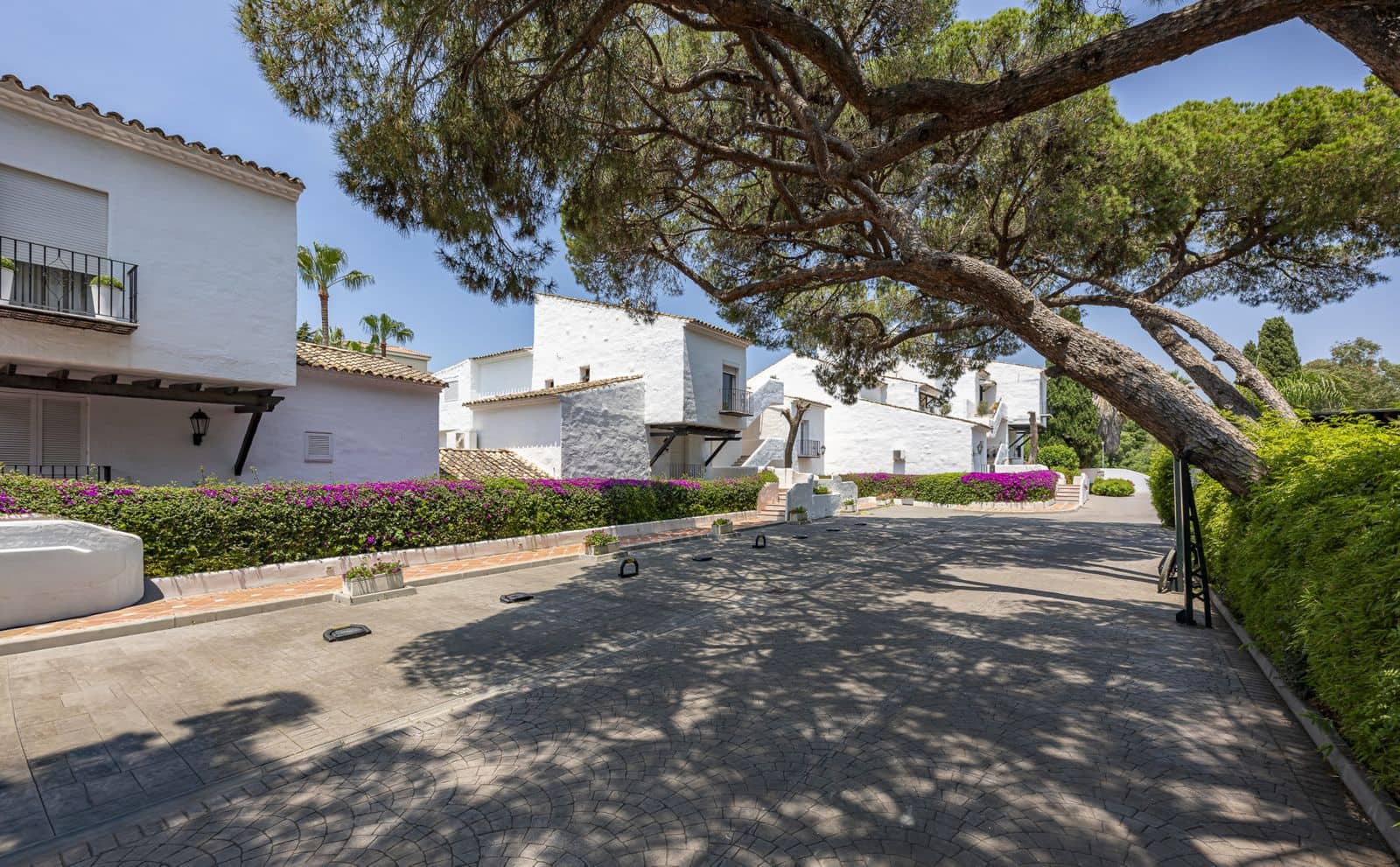 3 slaapkamer Appartement te koop in Puerto Banus - € 1.490.000 (Ref: 9910706)