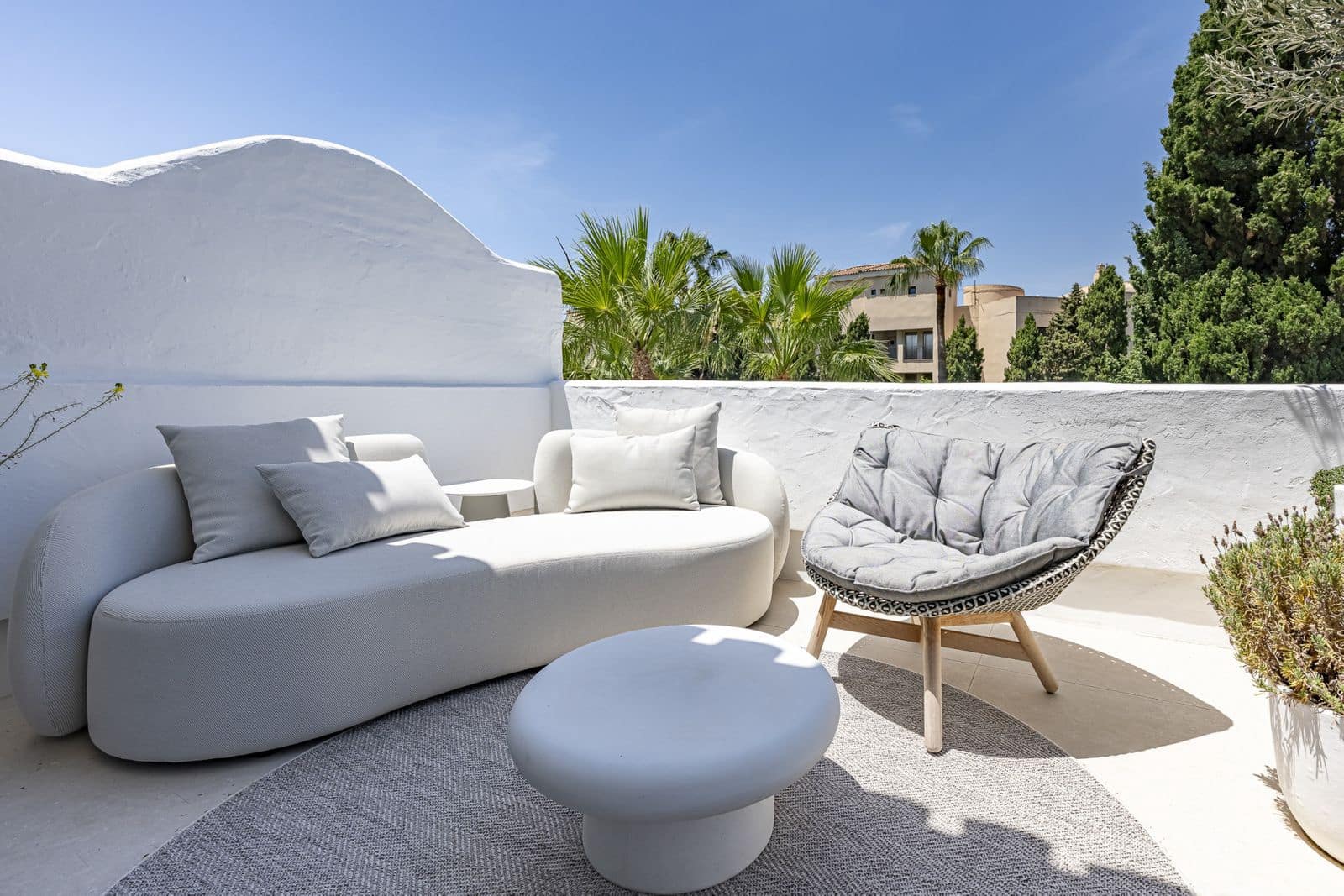 3 slaapkamer Appartement te koop in Puerto Banus - € 1.490.000 (Ref: 9910706)