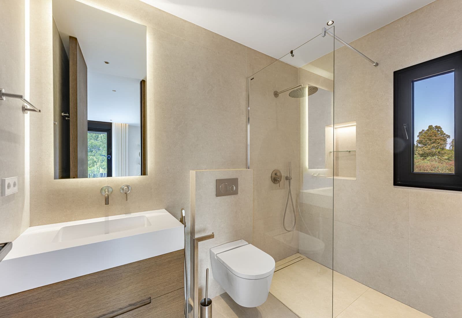 3 slaapkamer Appartement te koop in Puerto Banus - € 1.490.000 (Ref: 9910706)