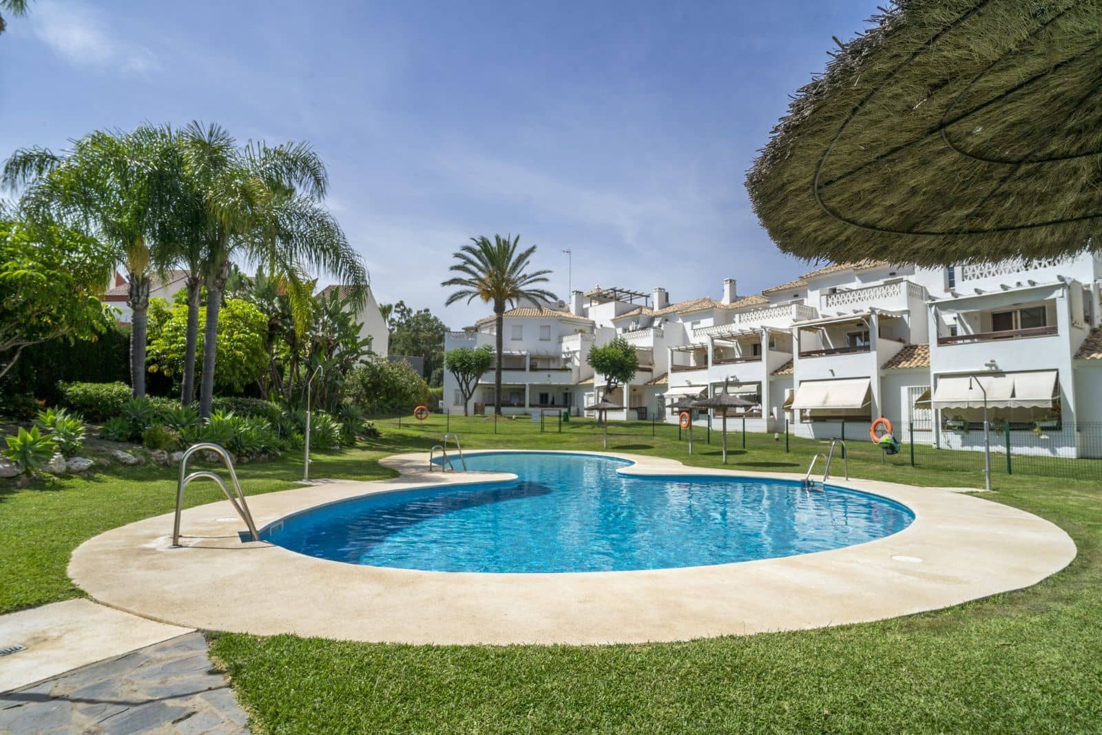 Apartamento de 3 habitaciones en New Golden Mile en venta - 369.000 € (Ref: 9910707)