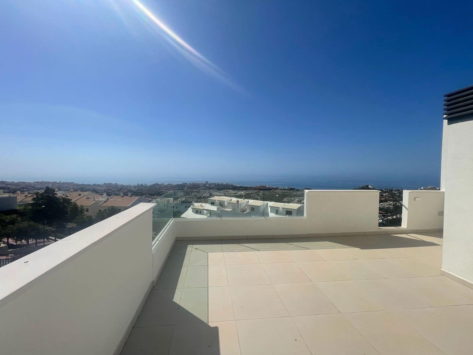 3 soveværelse Penthouse til salg i Benalmadena - € 750.000 (Ref: 9910708)