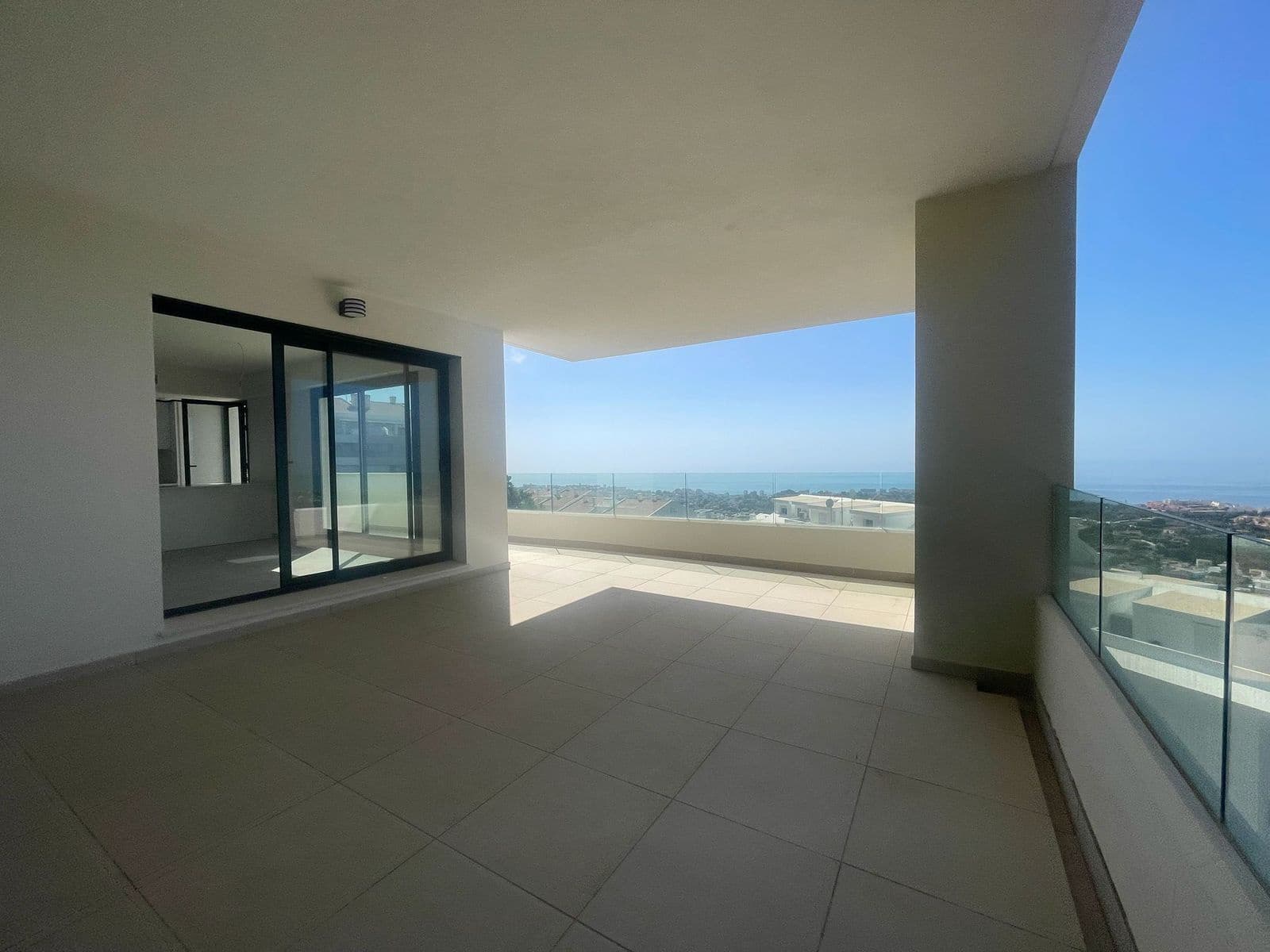 3 soveværelse Penthouse til salg i Benalmadena - € 750.000 (Ref: 9910708)