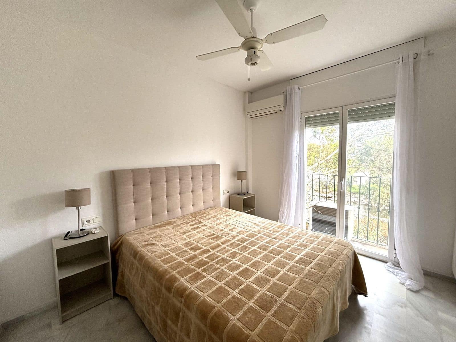 3 sypialnia Penthouse na sprzedaż w Guadalmina - 340 000 € (Ref: 9910711)