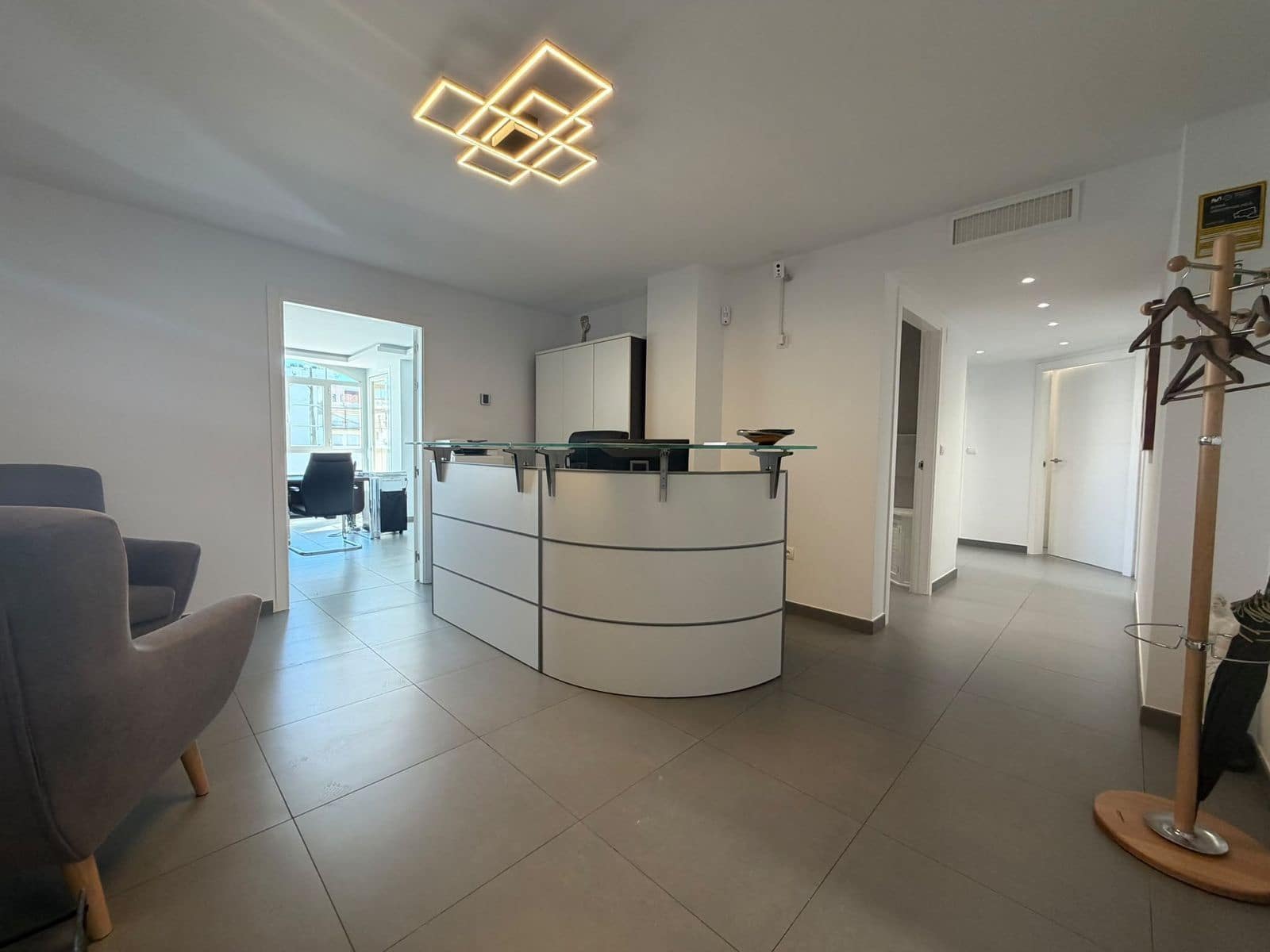 4 sovrum Kommersiell till salu i Estepona - 849 000 € (Ref: 9910712)