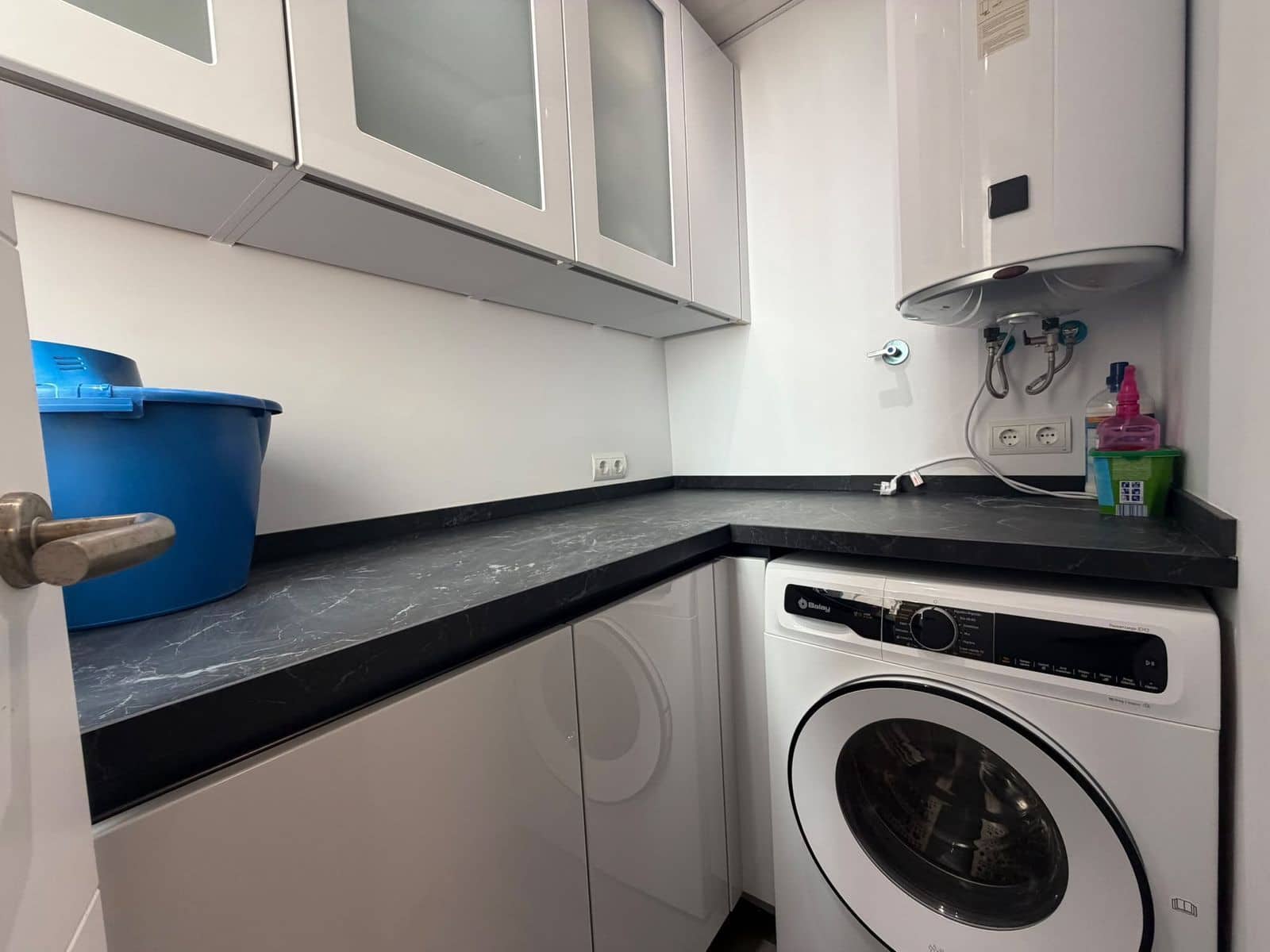 4 sovrum Kommersiell till salu i Estepona - 849 000 € (Ref: 9910712)