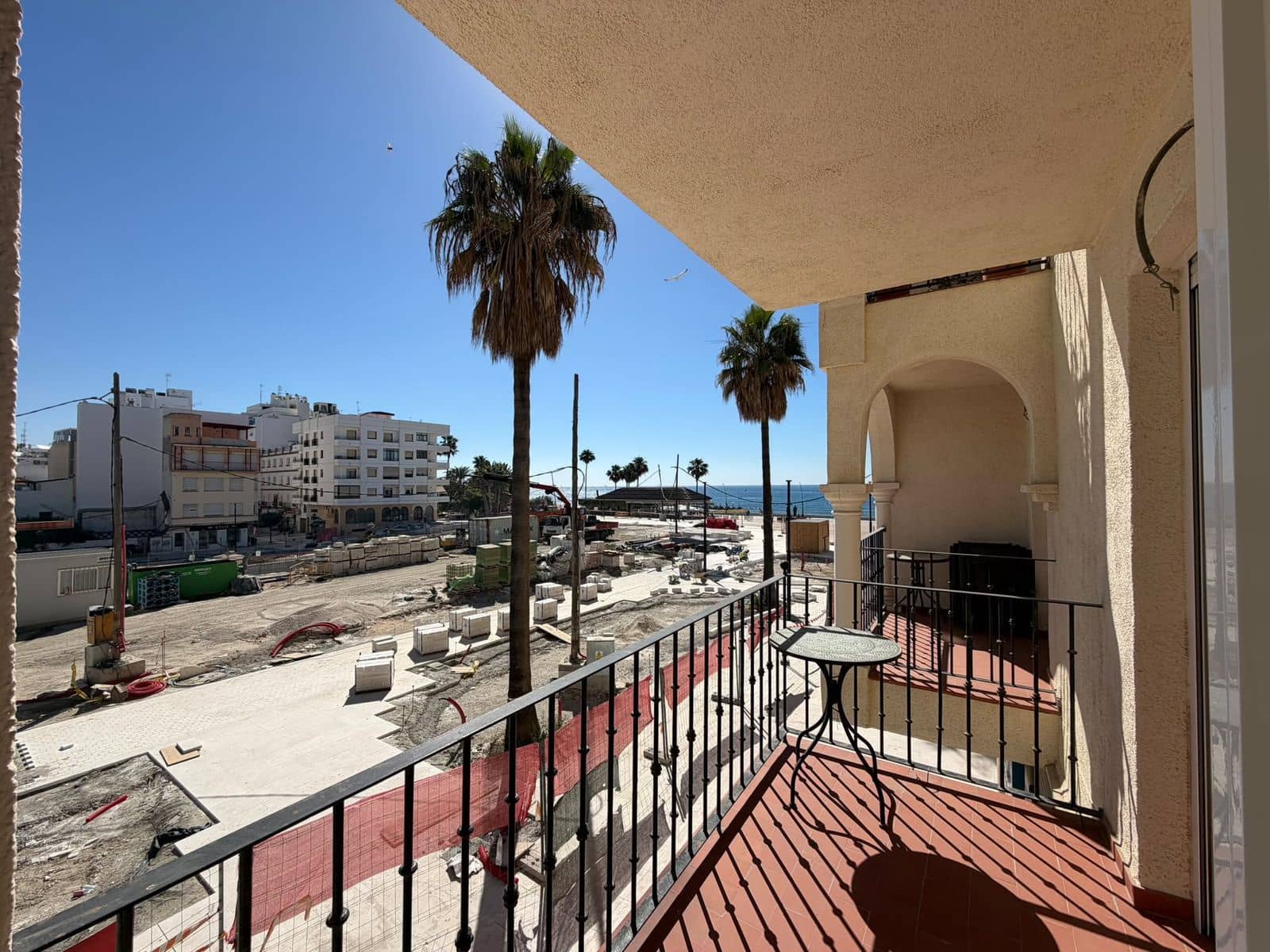 4 sovrum Kommersiell till salu i Estepona - 849 000 € (Ref: 9910712)
