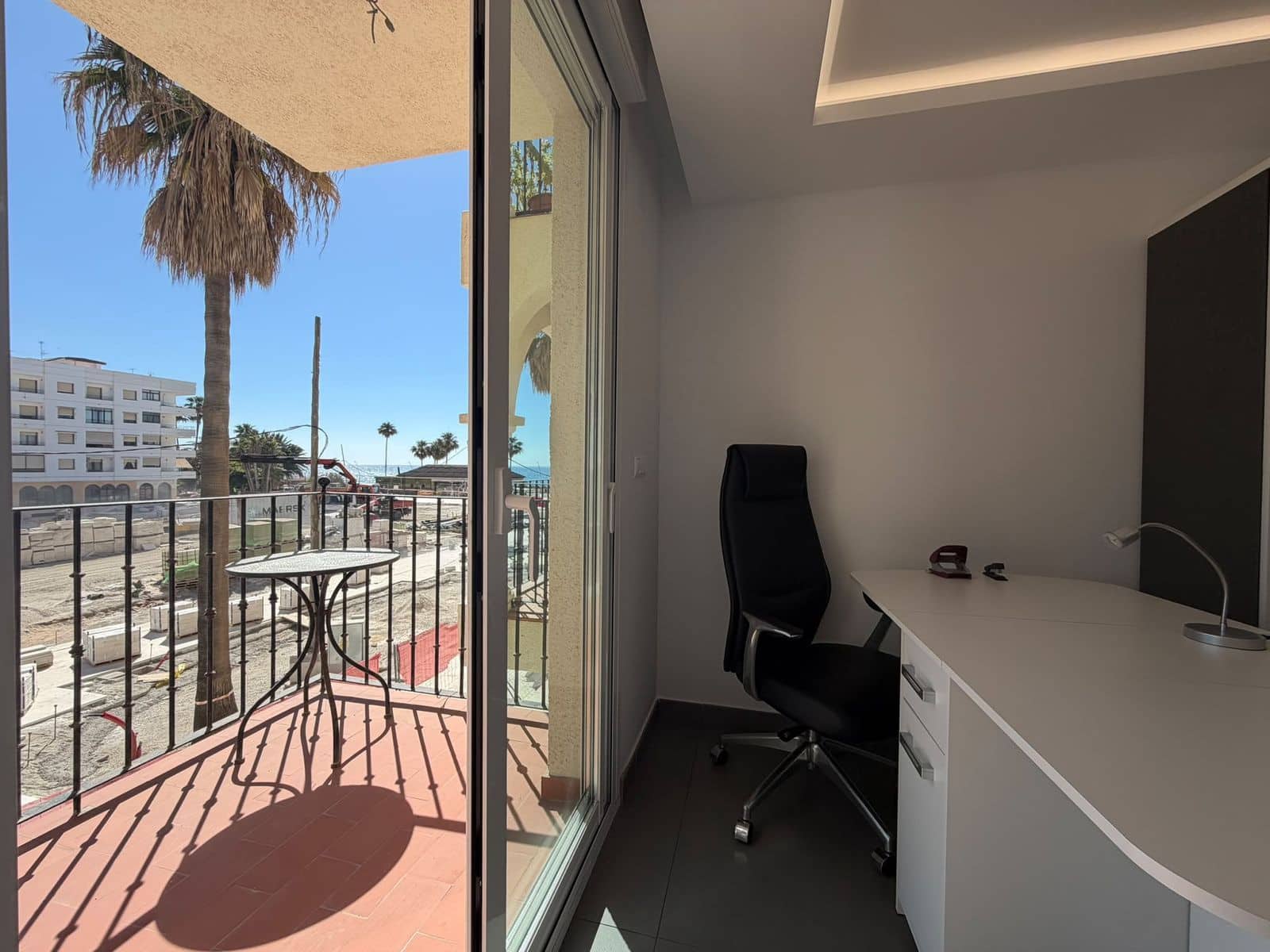 4 sovrum Kommersiell till salu i Estepona - 849 000 € (Ref: 9910712)