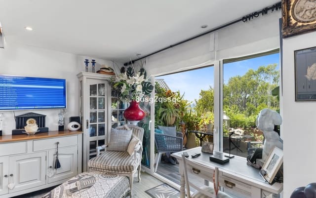 3 quarto Penthouse para venda em Estepona - 420 000 € (Ref: 9910713)