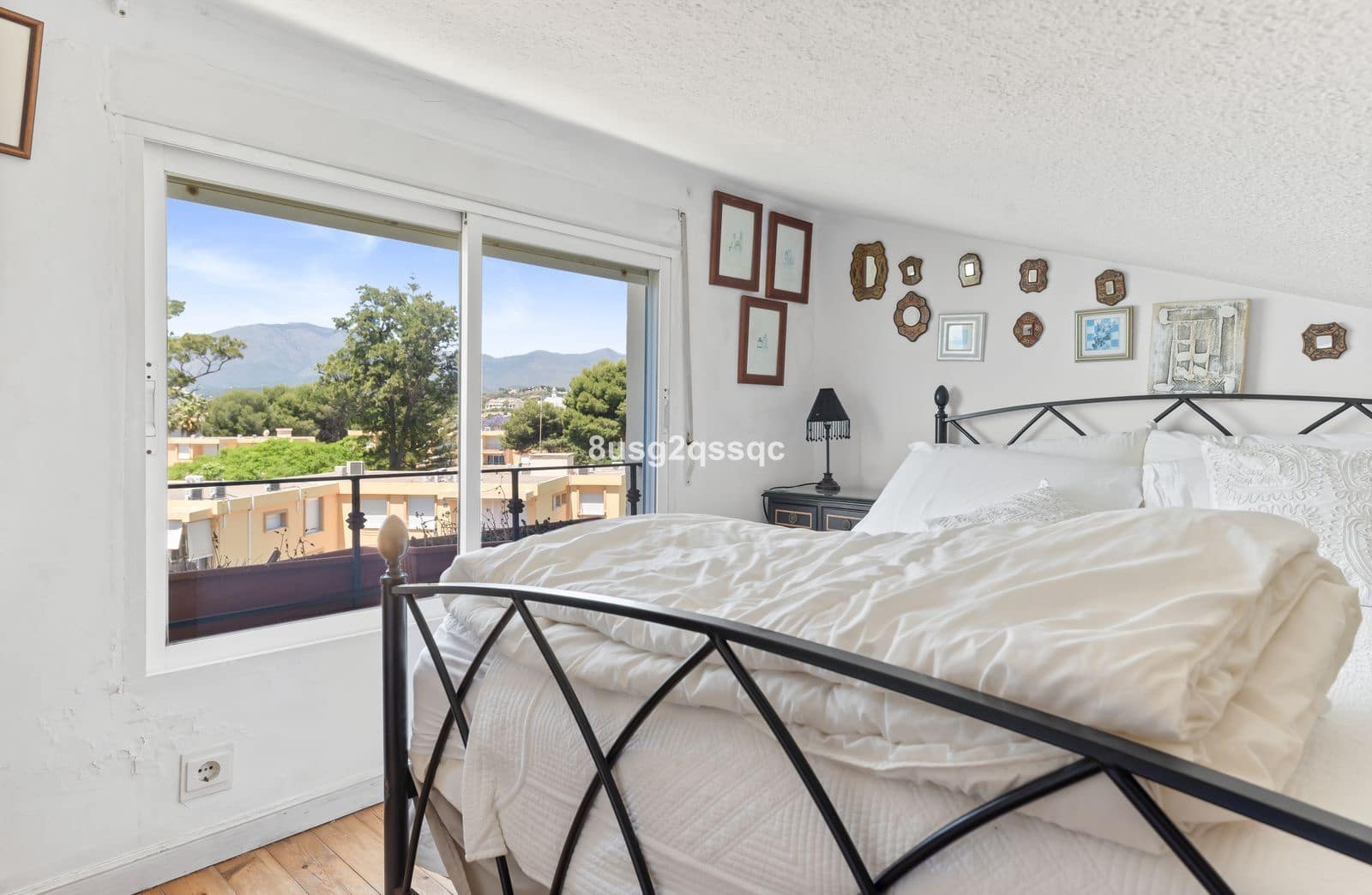 3 quarto Penthouse para venda em Estepona - 420 000 € (Ref: 9910713)