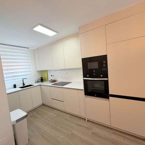 2 bedroom Penthouse for sale in La Reserva, Marbella - € 460,000 (Ref: 9910714)
