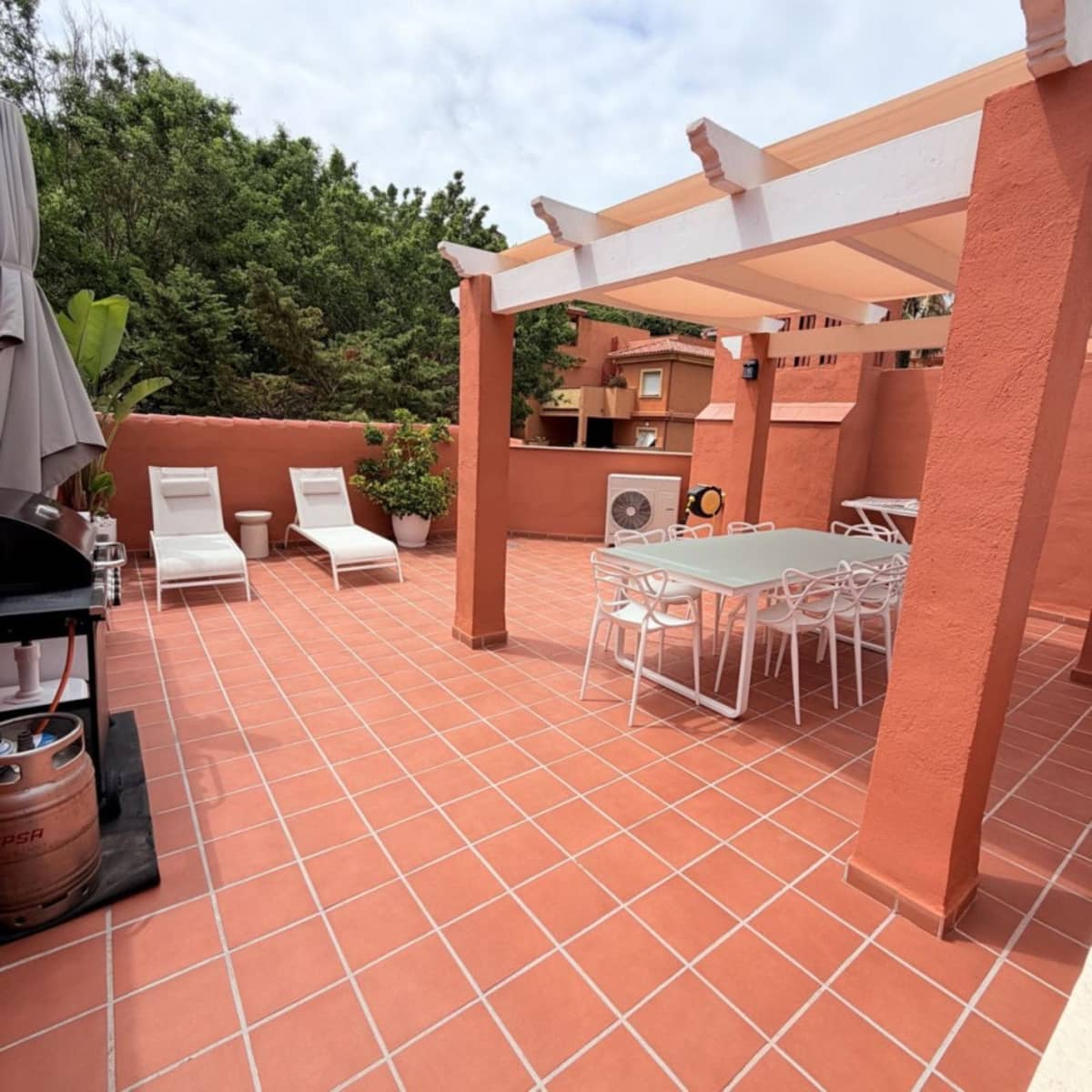 2 bedroom Penthouse for sale in La Reserva - € 460,000 (Ref: 9910714)