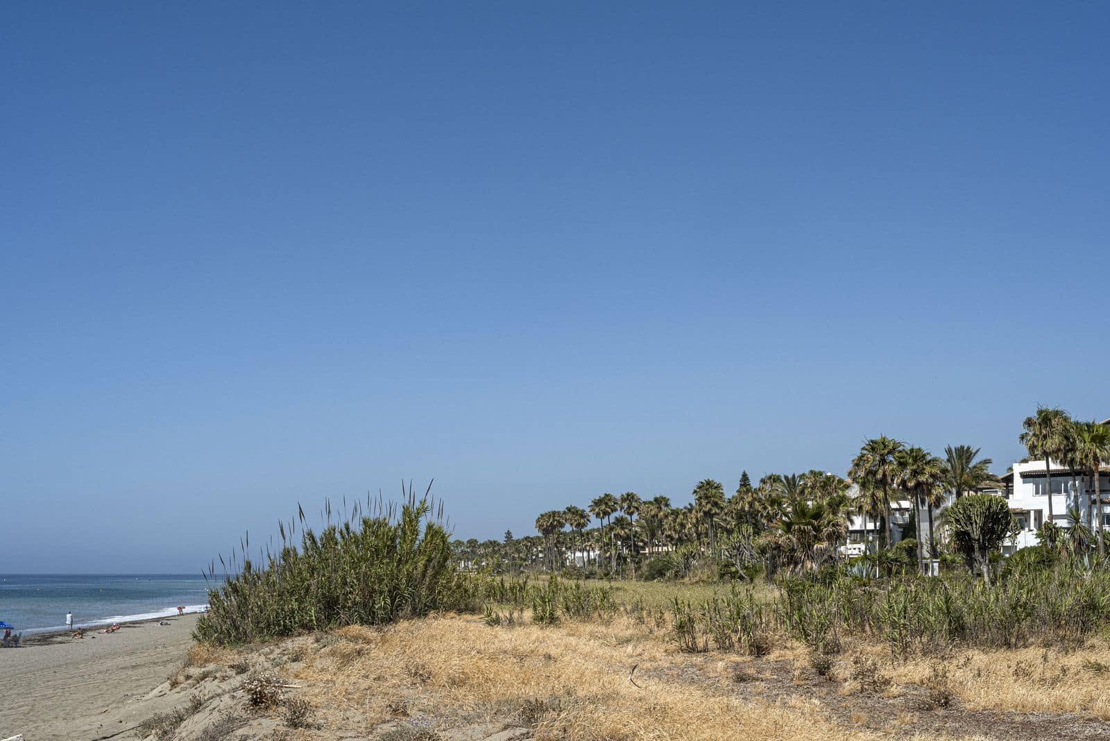 2 slaapkamer Appartement te koop in Estepona - € 545.000 (Ref: 9910717)