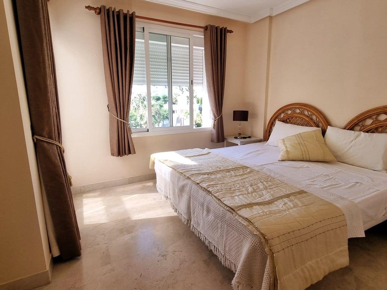 2 Zimmer Penthouse zu verkaufen in New Golden Mile - 420.000 € (Ref: 9910719)