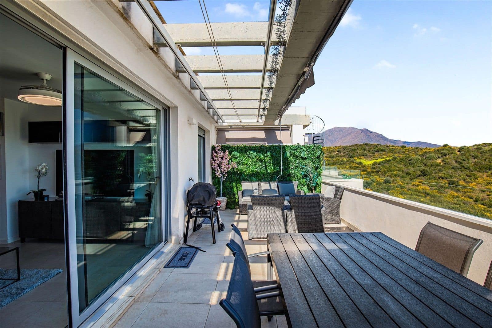 3 Zimmer Penthouse zu verkaufen in Estepona - 539.000 € (Ref: 9910725)