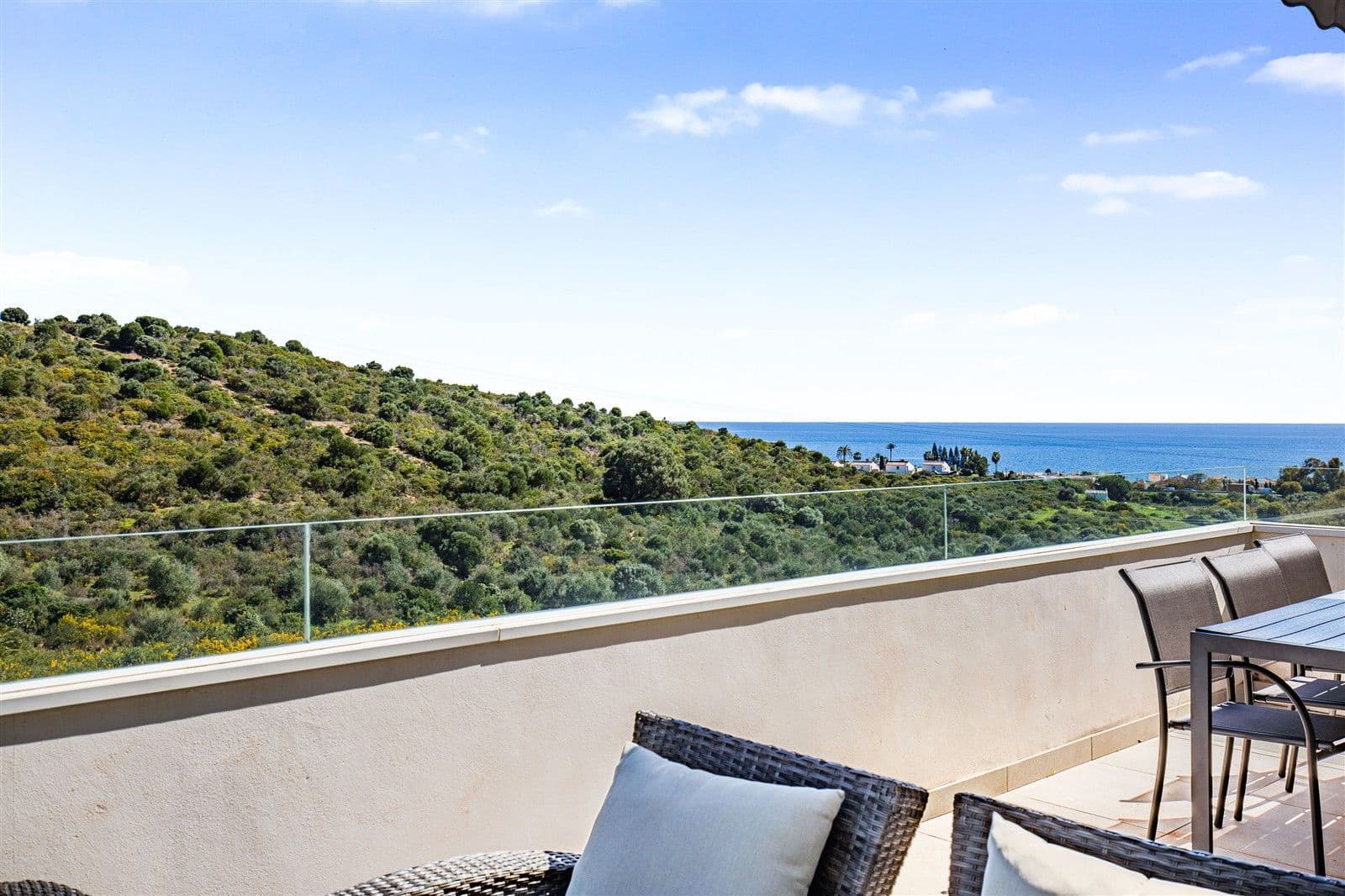 3 Zimmer Penthouse zu verkaufen in Estepona - 539.000 € (Ref: 9910725)