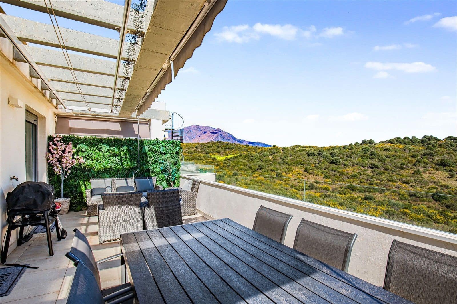 3 Zimmer Penthouse zu verkaufen in Estepona - 539.000 € (Ref: 9910725)
