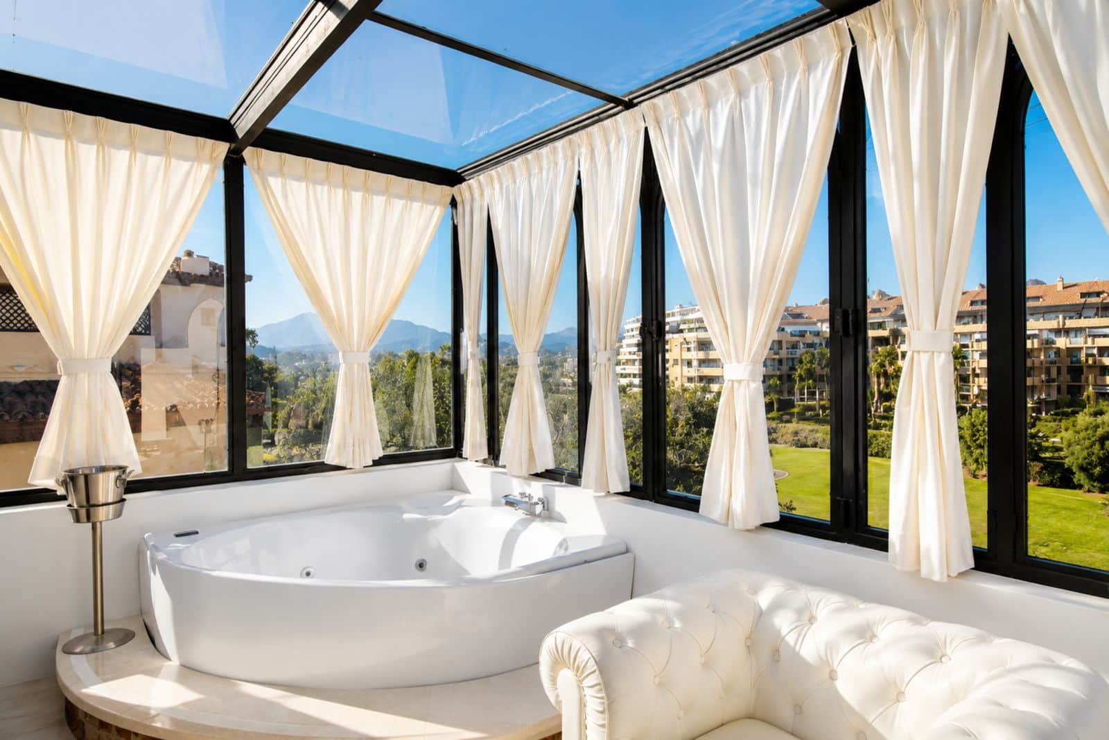 2 quarto Penthouse para venda em Guadalmina - 720 000 € (Ref: 9910727)
