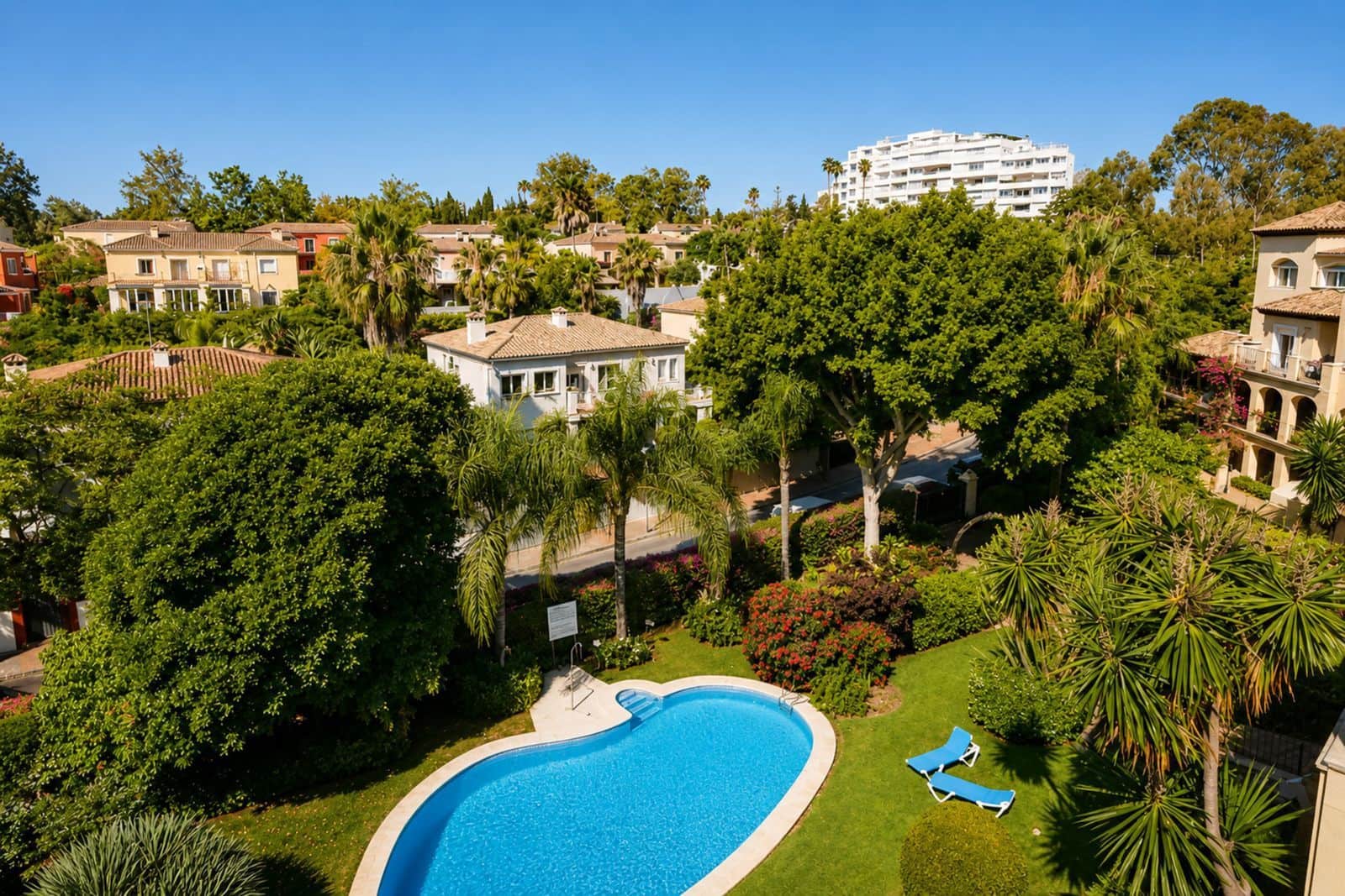 2 quarto Penthouse para venda em Guadalmina - 720 000 € (Ref: 9910727)