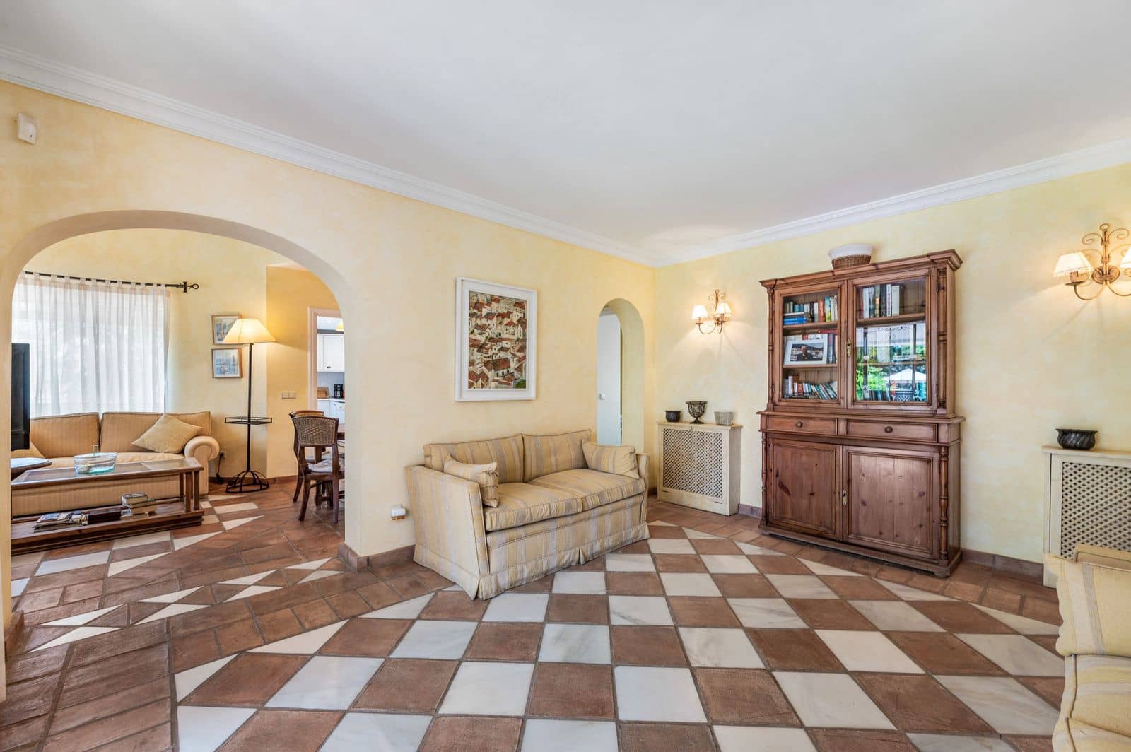 Chalet de 5 habitaciones en San Pedro de Alcantara en venta - 2.400.000 € (Ref: 9921190)