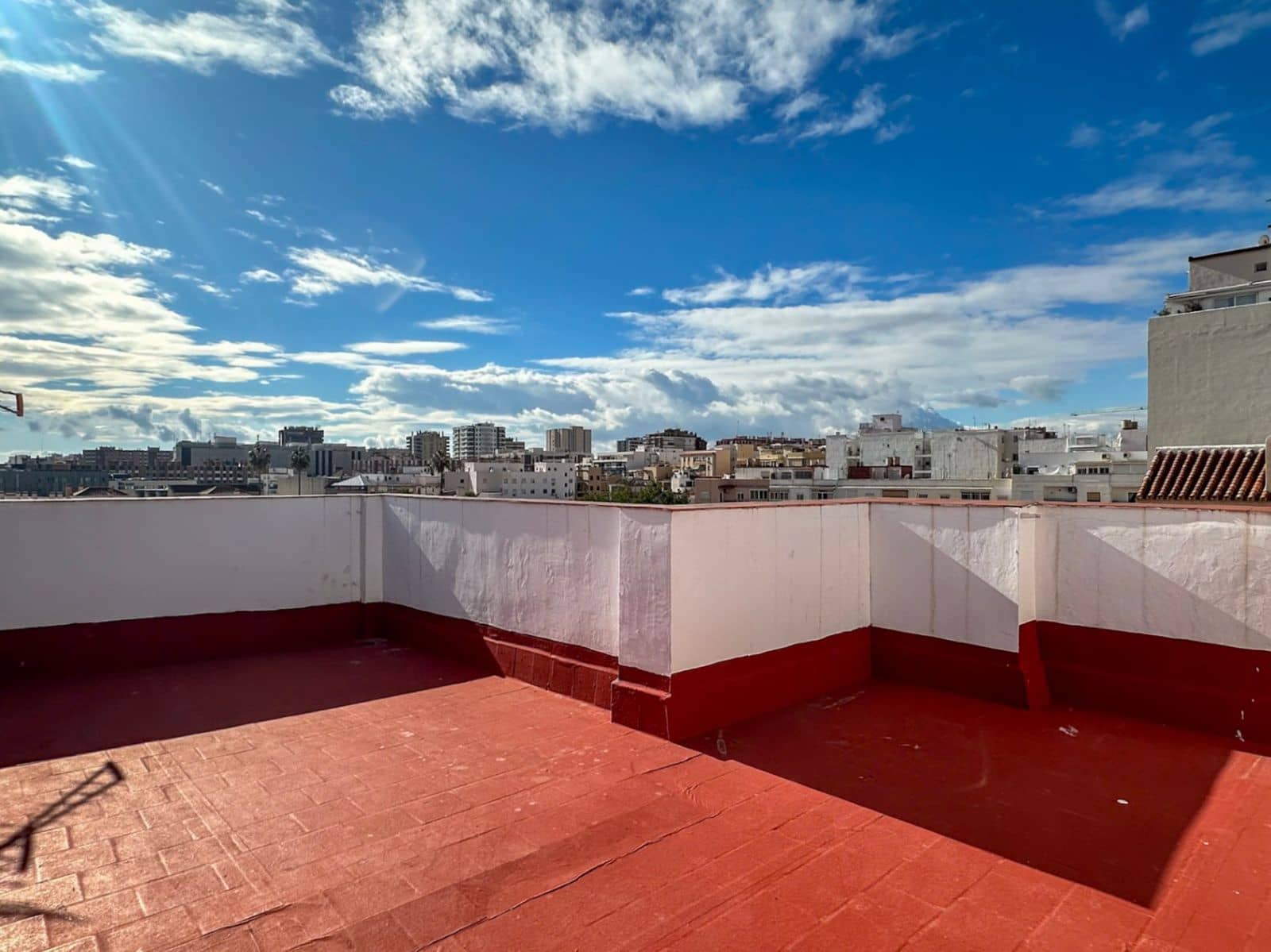 4 soveværelse Lejlighed til salg i Malaga by - € 405.000 (Ref: 9921195)